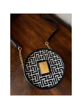 BALMAIN - Round Crossbody, Black/White